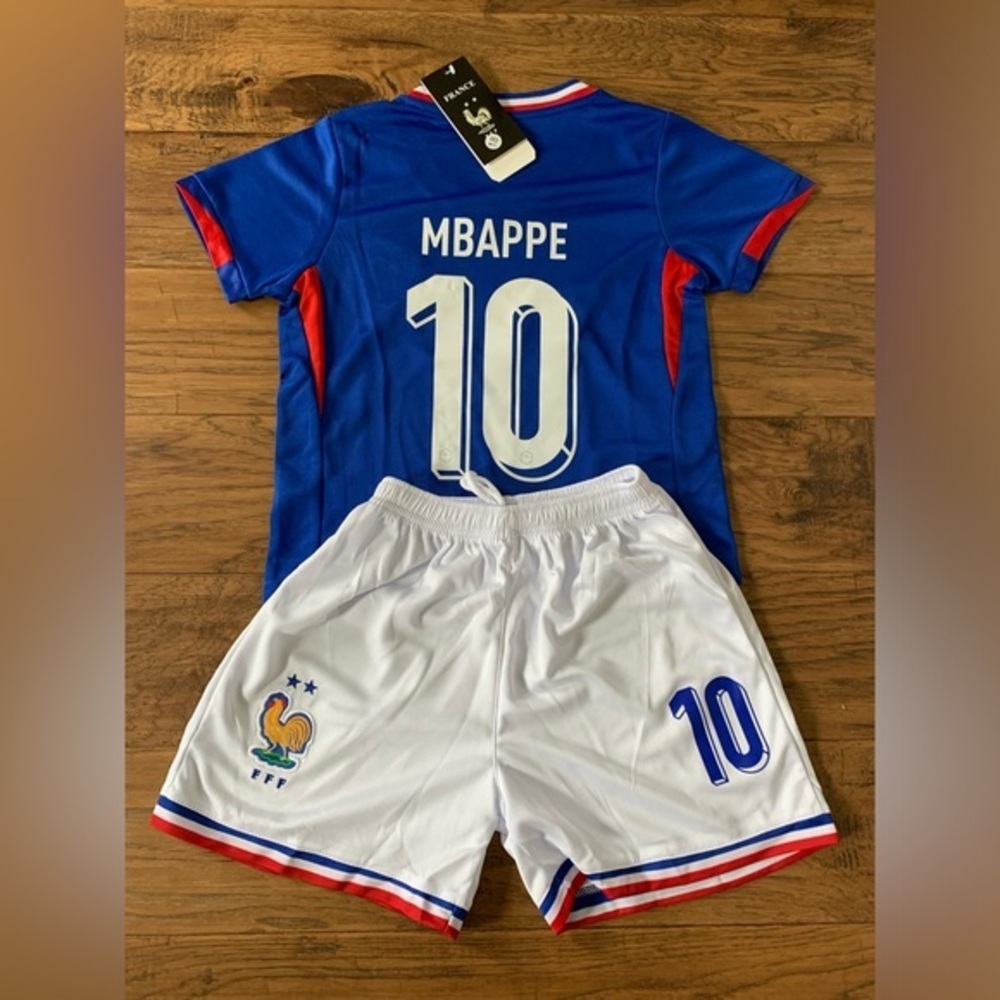 Kylian Mbappe Youth Kids XL France Soccer Jersey Set Football Shirt & Shorts